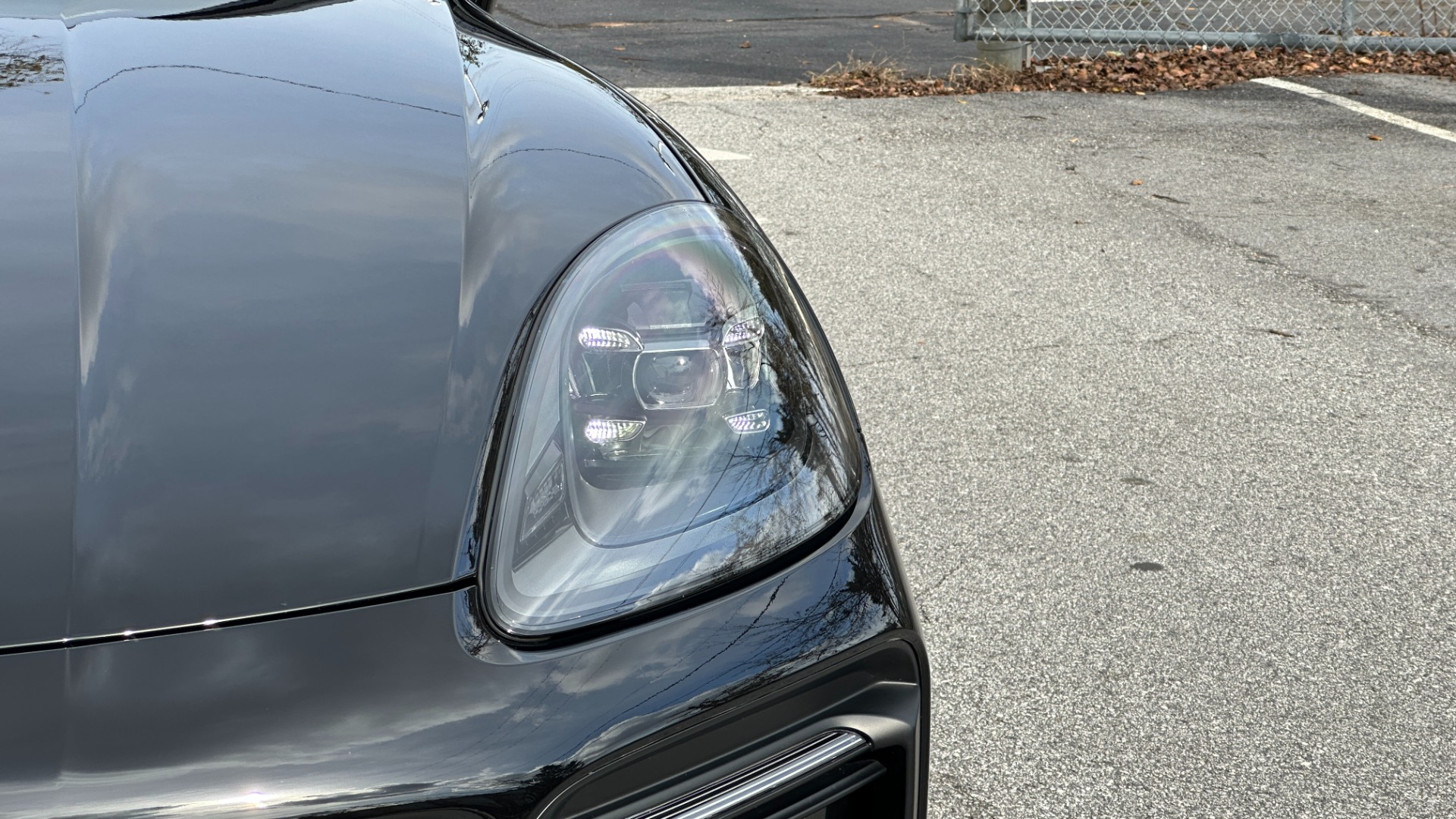 Used 2022 Porsche Cayenne GTS / COUPE / PAINT PROTECTION / PREMIUM PACKAGE PLUS for sale Sold at Formula Imports in Charlotte NC 28227 39