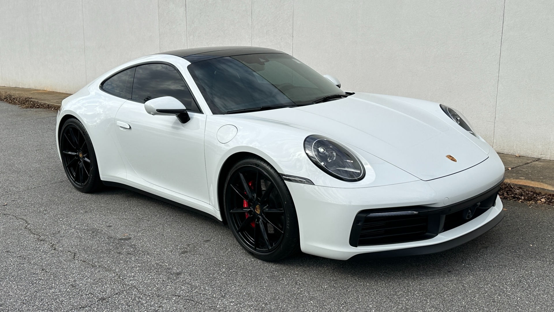Used 2021 Porsche 911 CARRERA S / PREMIUM PACKAGE / FRONT AXLE LIFT / GLOSS BLACKOUT / INNODRIVE for sale $155,995 at Formula Imports in Charlotte NC 28227 5