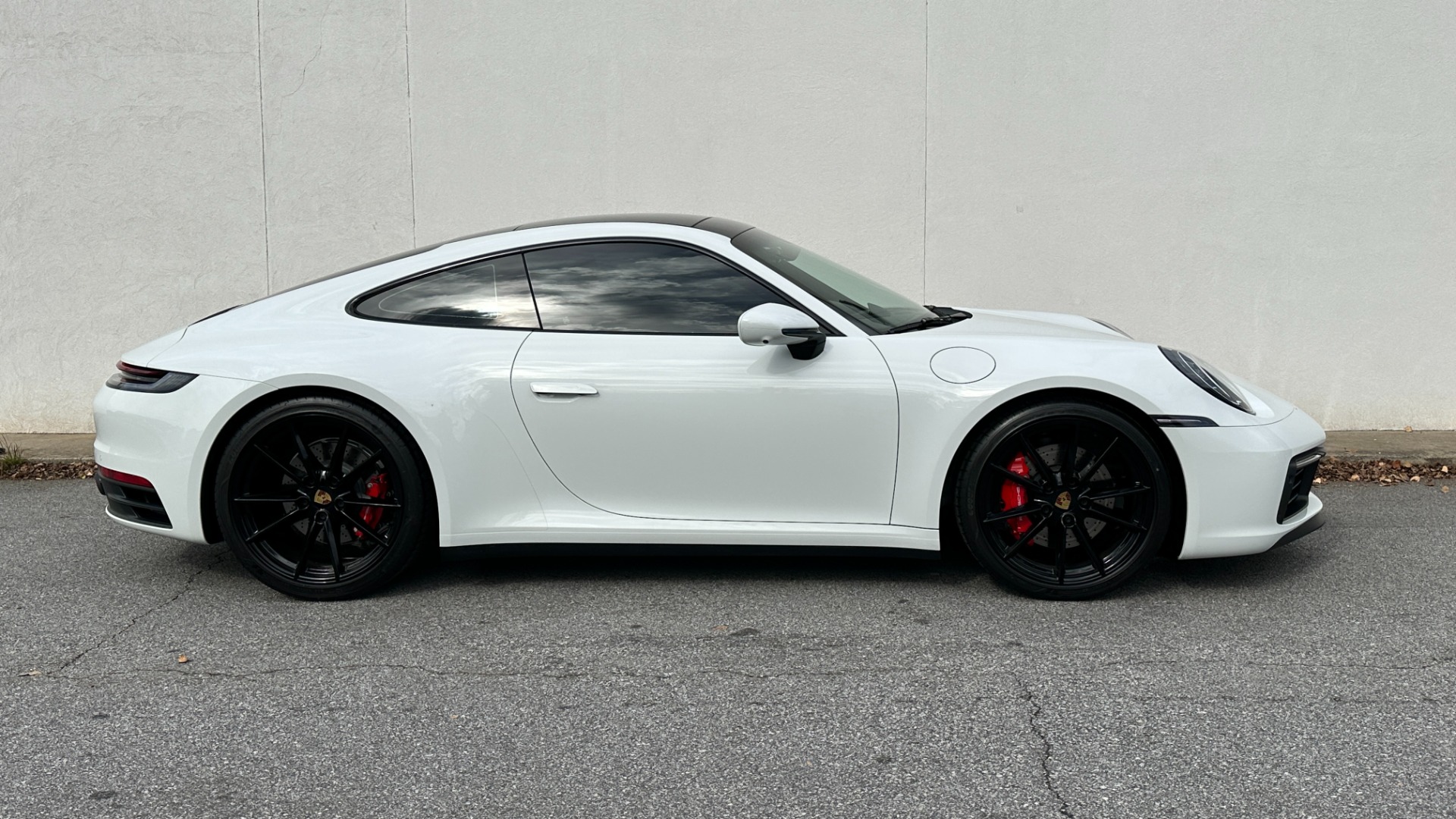 Used 2021 Porsche 911 CARRERA S / PREMIUM PACKAGE / FRONT AXLE LIFT / GLOSS BLACKOUT / INNODRIVE  for sale $155,995 at Formula Imports in Charlotte NC 28227 6
