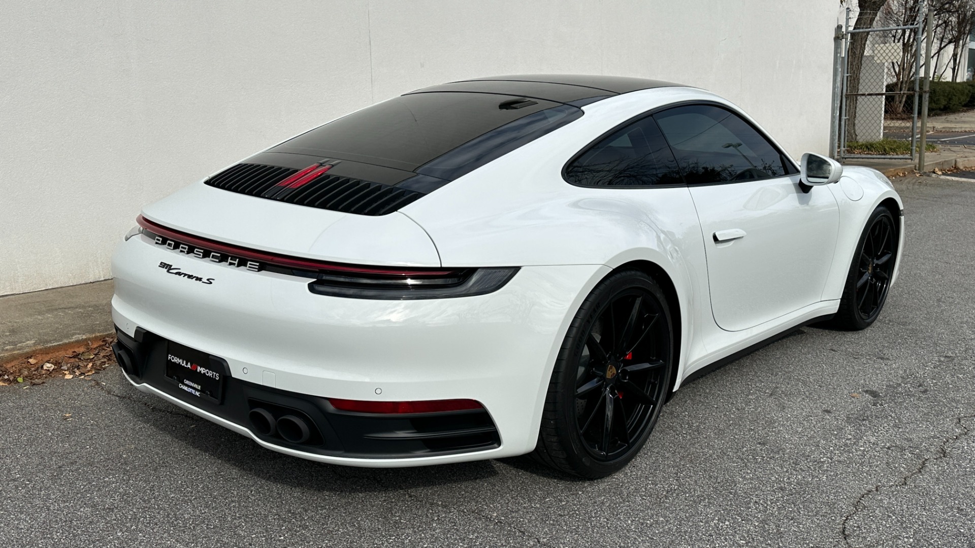 Used 2021 Porsche 911 CARRERA S / PREMIUM PACKAGE / FRONT AXLE LIFT / GLOSS BLACKOUT / INNODRIVE for sale $155,995 at Formula Imports in Charlotte NC 28227 7