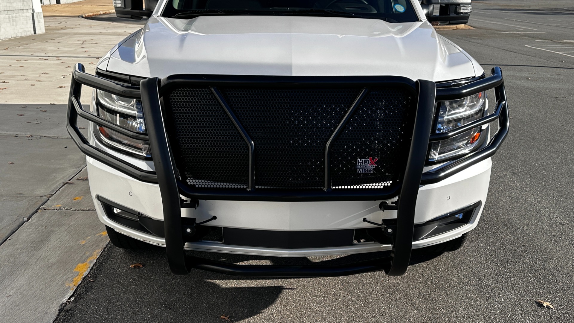 Used 2017 Chevrolet Tahoe PREMIER / LEATHER / DVD / 3RD ROW / NAVIGATION for sale $34,595 at Formula Imports in Charlotte NC 28227 10