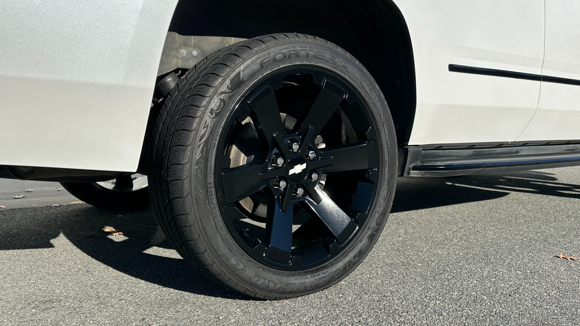 Used 2017 Chevrolet Tahoe PREMIER / LEATHER / DVD / 3RD ROW / NAVIGATION for sale $34,595 at Formula Imports in Charlotte NC 28227 55