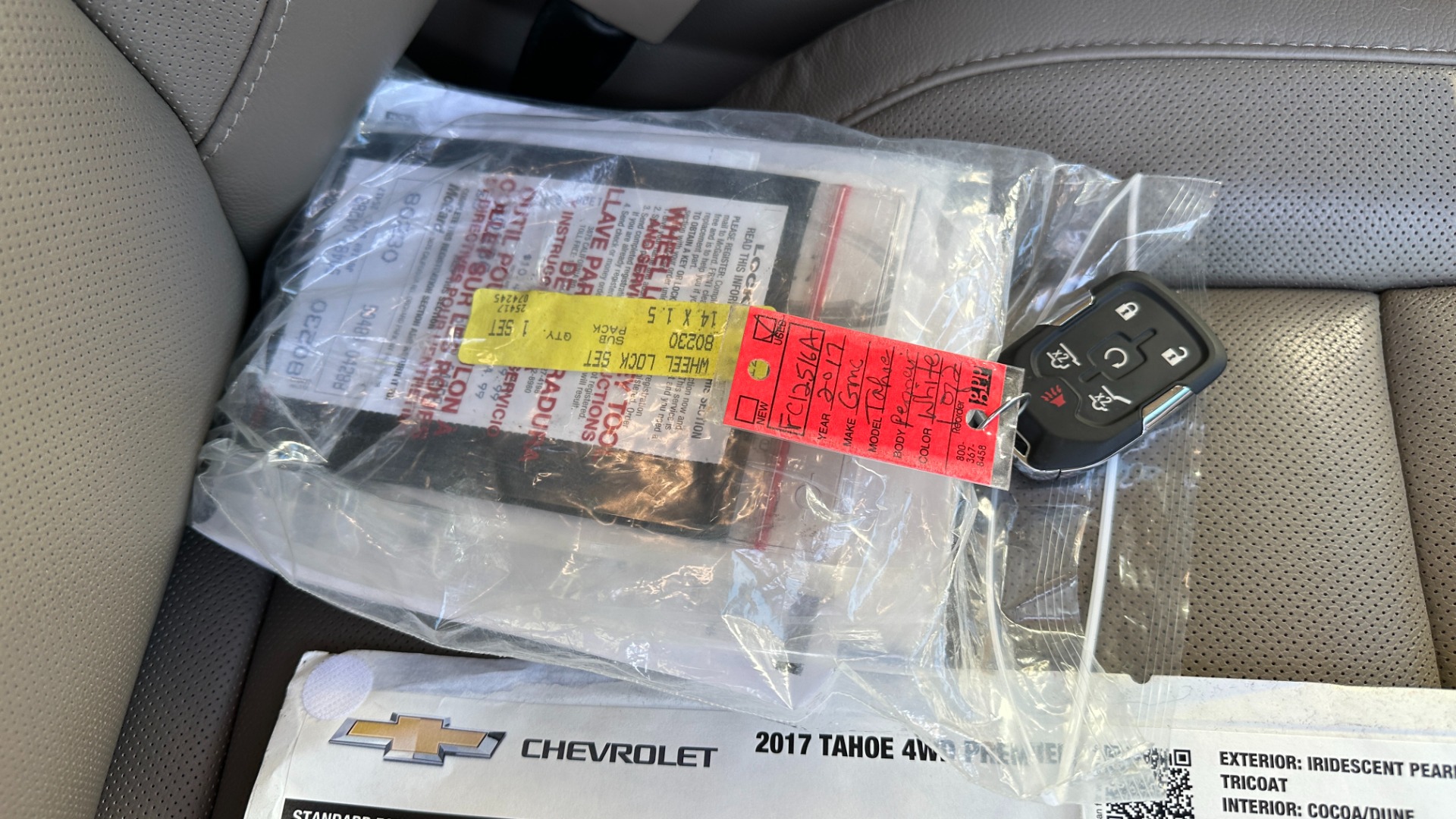 Used 2017 Chevrolet Tahoe PREMIER / LEATHER / DVD / 3RD ROW / NAVIGATION for sale $34,595 at Formula Imports in Charlotte NC 28227 58