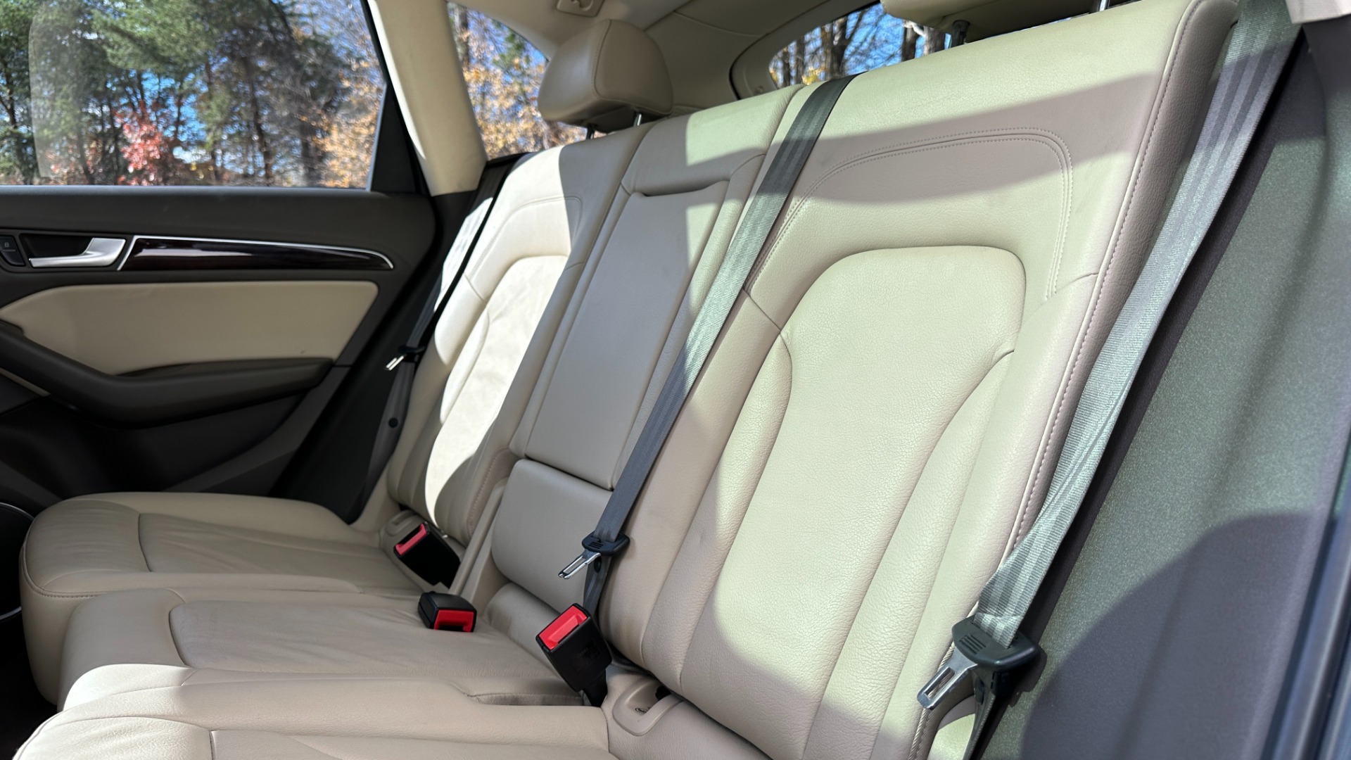 Used 2017 Audi Q5 PREMIUM PLUS / LEATHER / TECH PACKAGE / SUNROOF for sale $24,995 at Formula Imports in Charlotte NC 28227 21