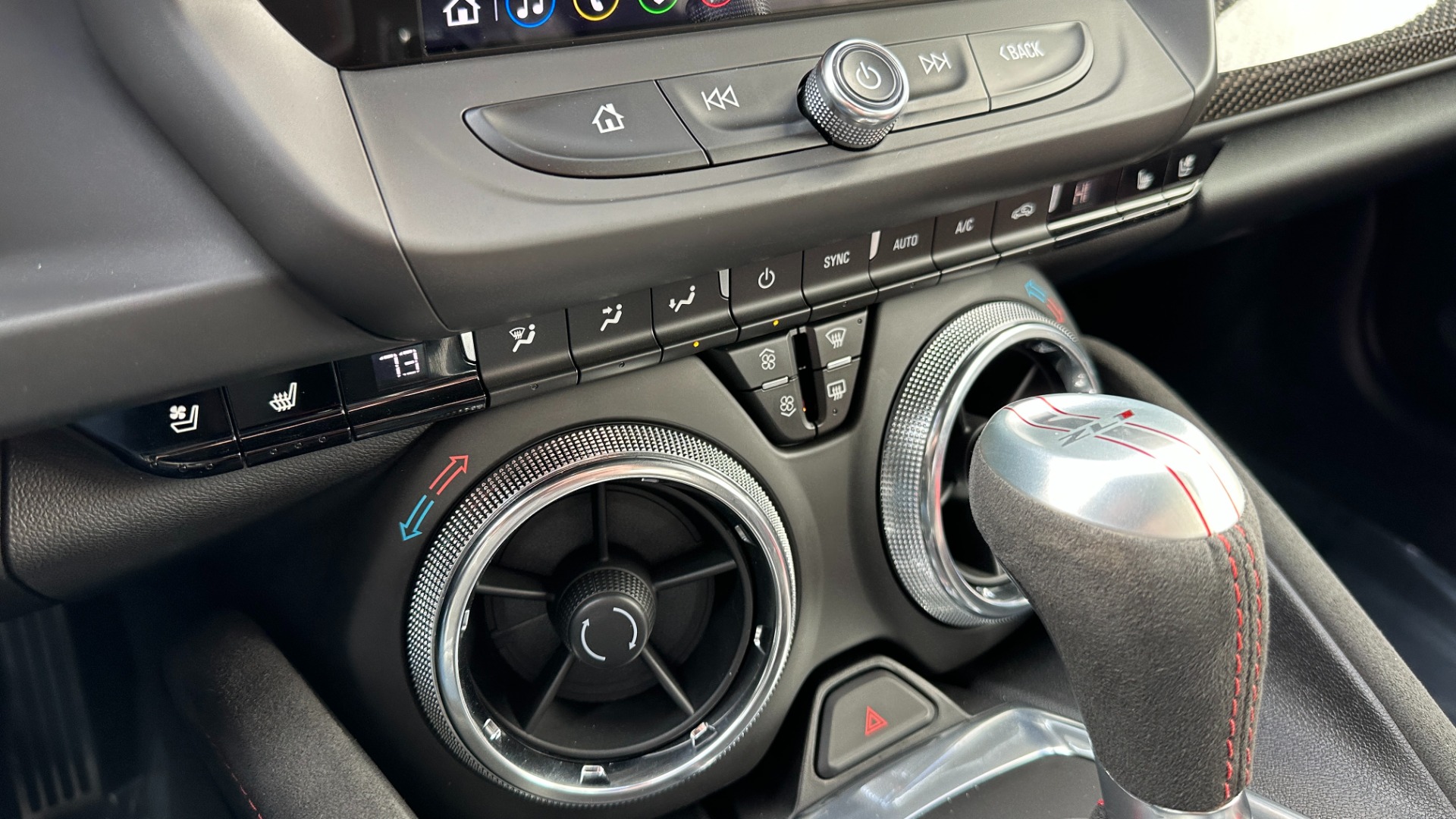 Used 2020 Chevrolet Camaro ZL1 / SUPERCHARGED / CARBON FIBER / RED SEAT BELTS / RECARO SEATING / 10SPD for sale $66,995 at Formula Imports in Charlotte NC 28227 21