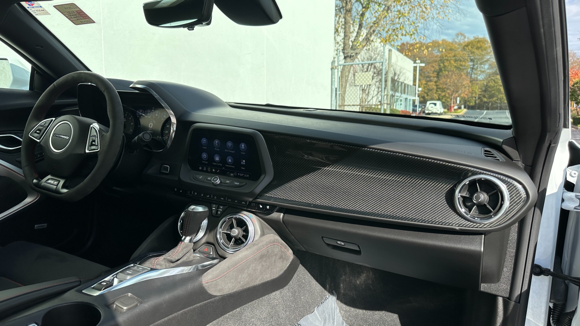 Used 2020 Chevrolet Camaro ZL1 / SUPERCHARGED / CARBON FIBER / RED SEAT BELTS / RECARO SEATING / 10SPD for sale $66,995 at Formula Imports in Charlotte NC 28227 24
