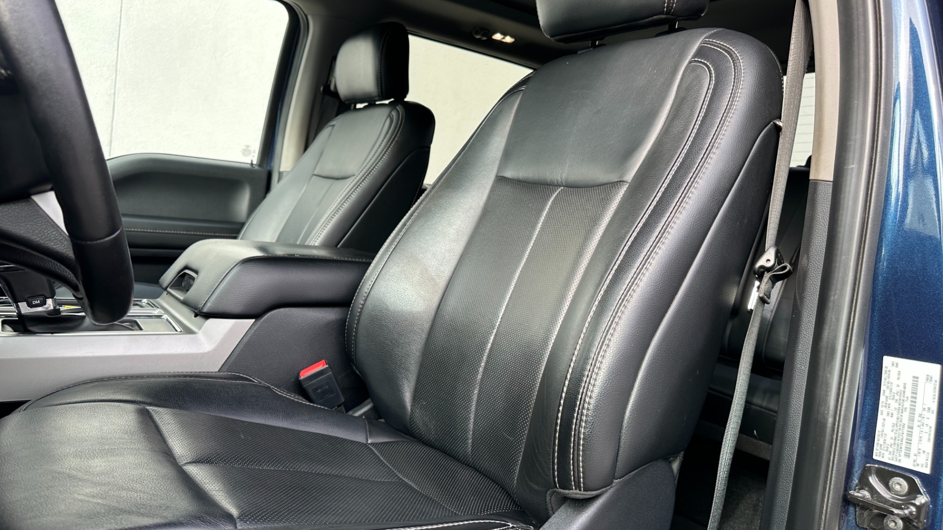 Used 2020 Ford F-150 LARIAT / 3.5L ECOBOOST / FX4 OFFROAD / 20IN WHEELS / PANORAMIC ROOF for sale $45,995 at Formula Imports in Charlotte NC 28227 13