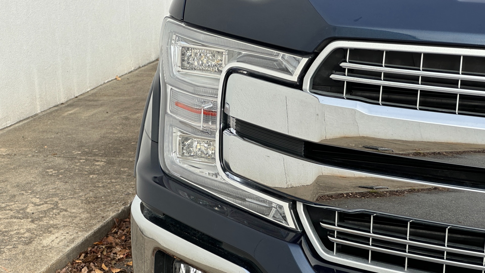 Used 2020 Ford F-150 LARIAT / 3.5L ECOBOOST / FX4 OFFROAD / 20IN WHEELS / PANORAMIC ROOF for sale $45,995 at Formula Imports in Charlotte NC 28227 39