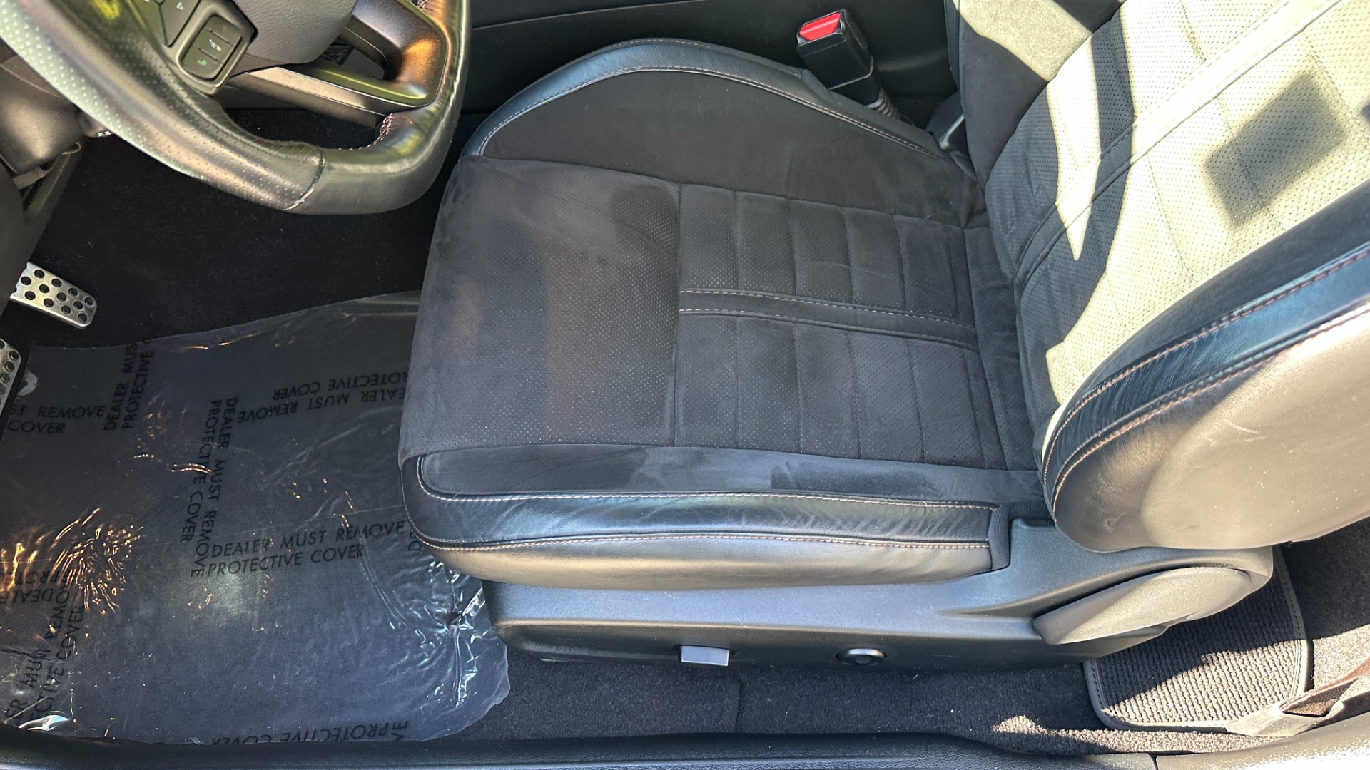 Used 2020 Dodge Challenger R/T Scat Pack / 50YR EDITION / SUNROOF / 6.4L SRT HEMI V8 for sale $38,000 at Formula Imports in Charlotte NC 28227 15