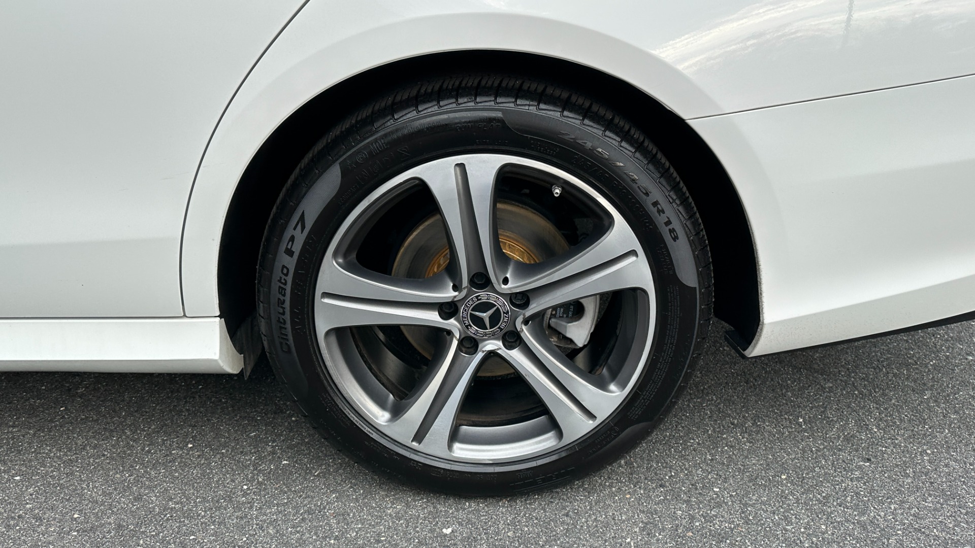 Used 2019 Mercedes-Benz E-Class E300 / PREMIUM PACKAGE / BLIND SPOT / BURMESTER SOUND / HEATED STEERING for sale $35,400 at Formula Imports in Charlotte NC 28227 44
