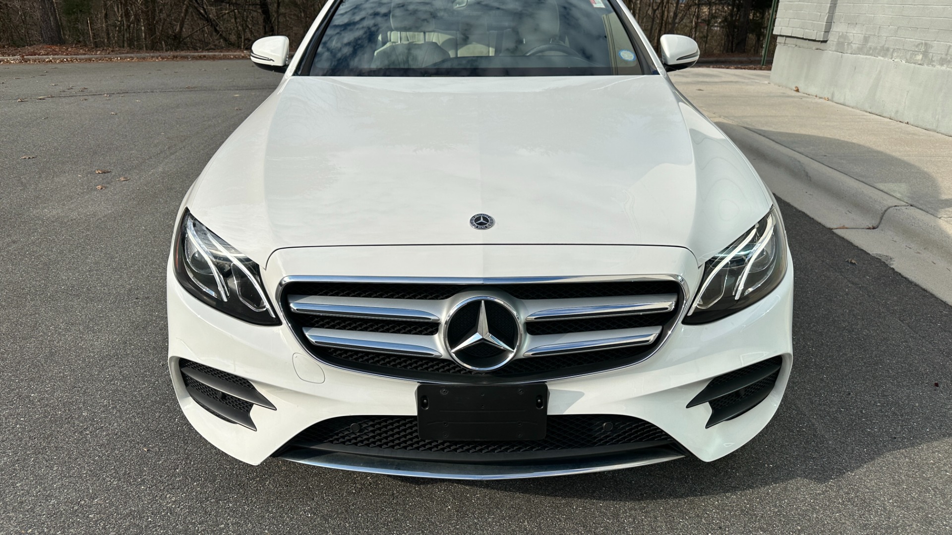 Used 2019 Mercedes-Benz E-Class E300 / PREMIUM PACKAGE / BLIND SPOT / BURMESTER SOUND / HEATED STEERING for sale Sold at Formula Imports in Charlotte NC 28227 8