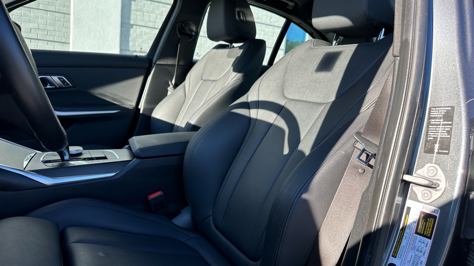 Used 2020 BMW 3 Series 330i xDRIVE / CONVENIENCE / HEATED SEATS / AMBIENT LIGHTING / REMOTE START for sale $35,995 at Formula Imports in Charlotte NC 28227 13