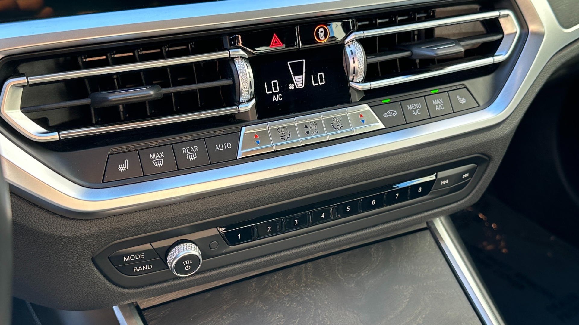 Used 2020 BMW 3 Series 330i xDRIVE / CONVENIENCE / HEATED SEATS / AMBIENT LIGHTING / REMOTE START for sale Sold at Formula Imports in Charlotte NC 28227 17
