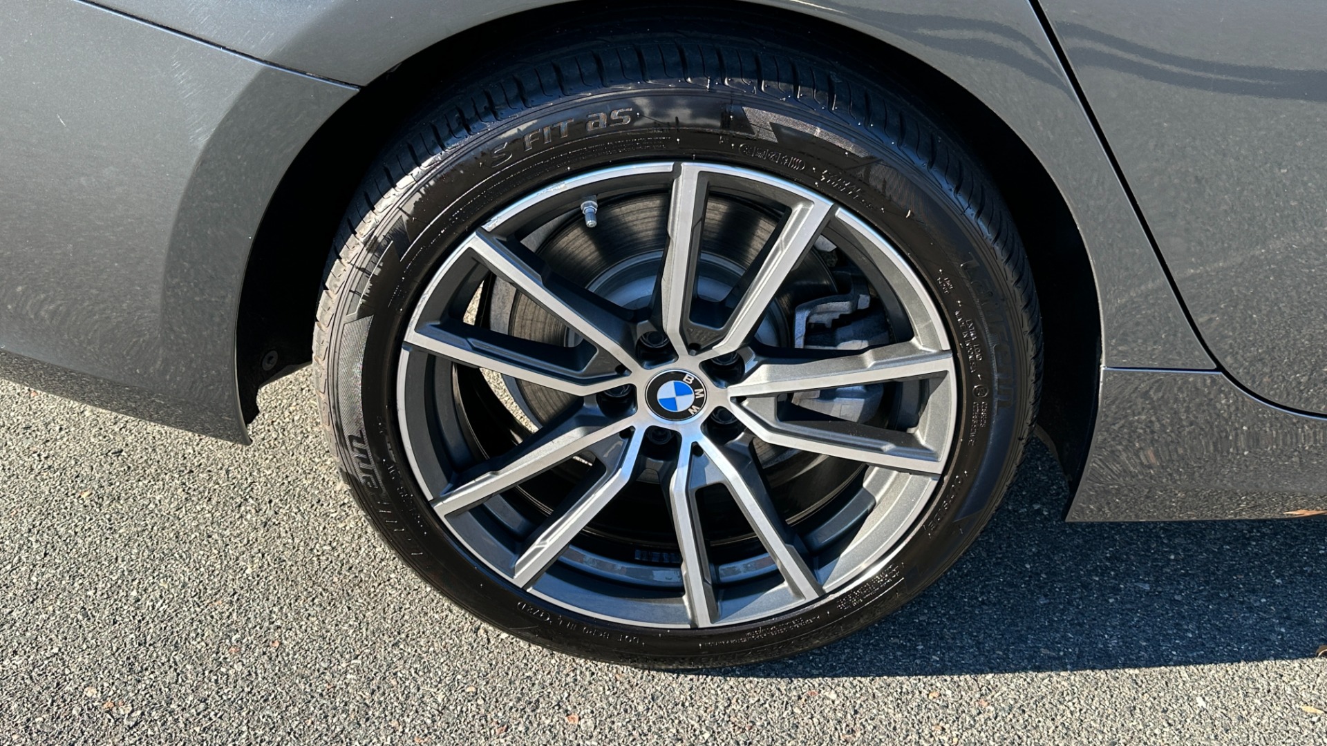 Used 2020 BMW 3 Series 330i xDRIVE / CONVENIENCE / HEATED SEATS / AMBIENT LIGHTING / REMOTE START for sale $35,995 at Formula Imports in Charlotte NC 28227 39