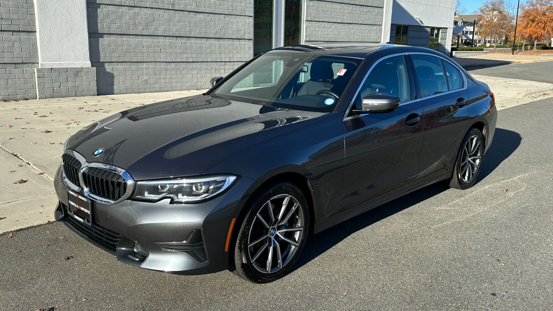 Used 2020 BMW 3 Series 330i xDRIVE / CONVENIENCE / HEATED SEATS / AMBIENT LIGHTING / REMOTE START for sale $36,995 at Formula Imports in Charlotte NC 28227 5