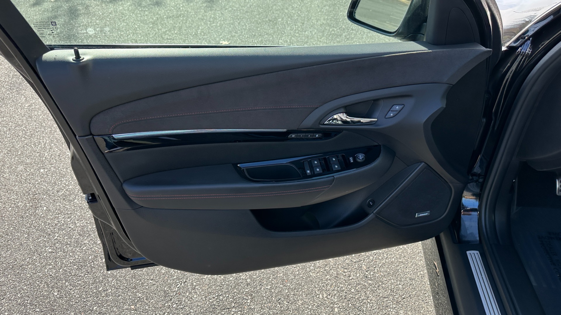 Used 2017 Chevrolet SS SEDAN / 6.2L V8 ENGINE / 6SPD MANUAL / BLACK LEATHER / NAV / BIG BRAKE KIT for sale Sold at Formula Imports in Charlotte NC 28227 10