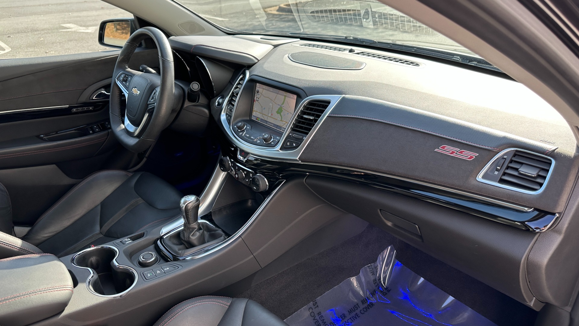 Used 2017 Chevrolet SS SEDAN / 6.2L V8 ENGINE / 6SPD MANUAL / BLACK LEATHER / NAV / BIG BRAKE KIT for sale Sold at Formula Imports in Charlotte NC 28227 29