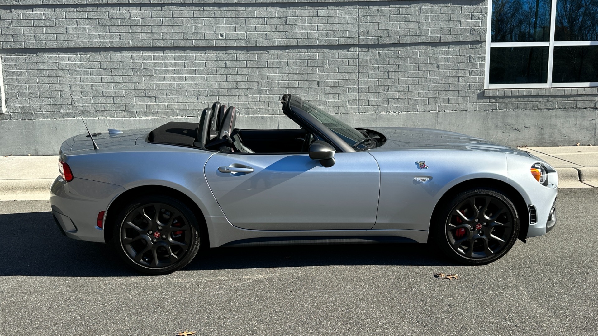Used 2020 FIAT 124 Spider ARBARTH / MONZA EXHAUST / RECARO SPORT SEATS / BREMBO BRAKES / 6 SPEED for sale Sold at Formula Imports in Charlotte NC 28227 3