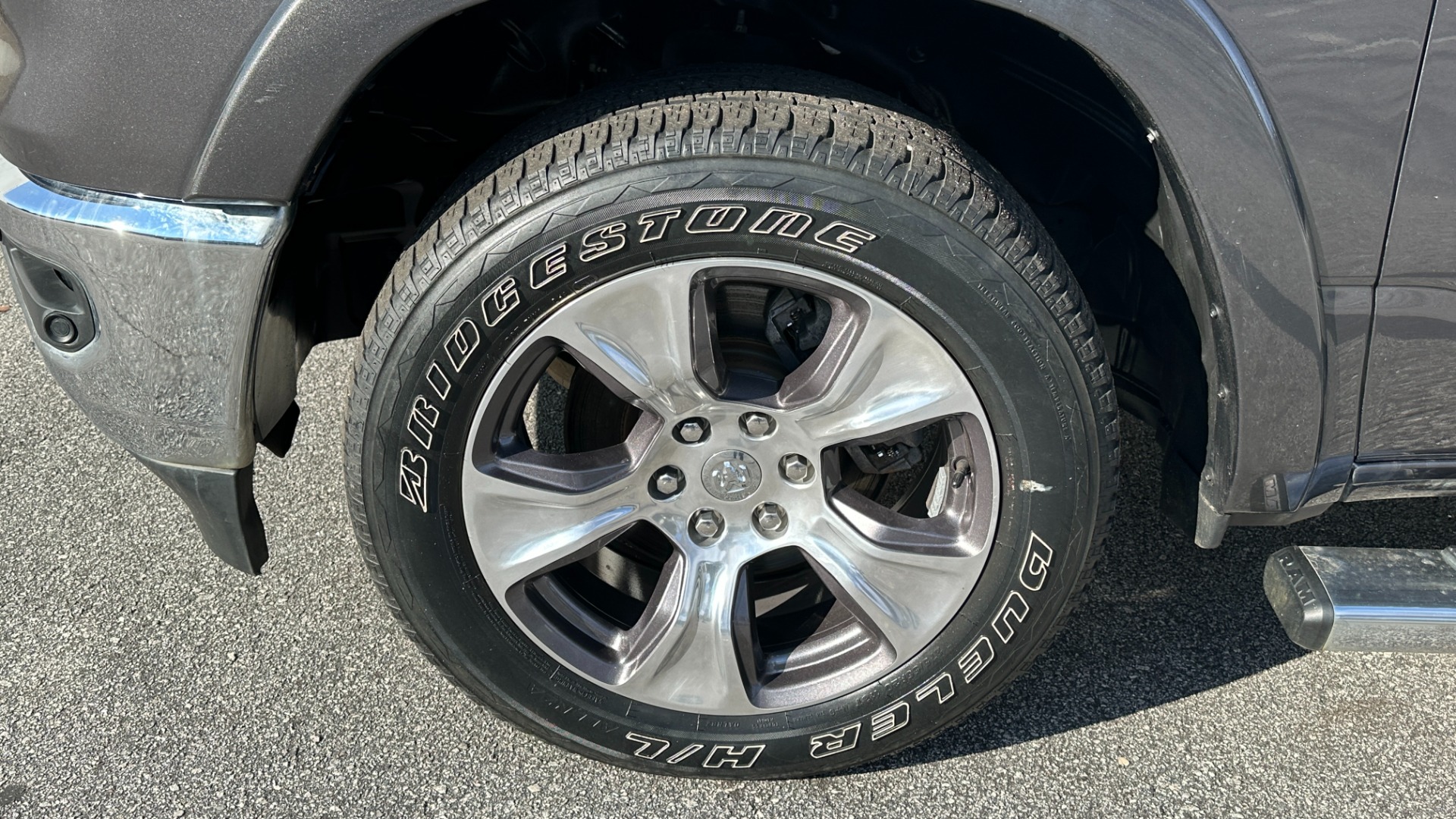 Used 2020 Ram 1500 LARAMIE / LEVEL 1 GROUP / PANORAMIC SUNROOF / 20IN WHEELS / LEATHER for sale Sold at Formula Imports in Charlotte NC 28227 50