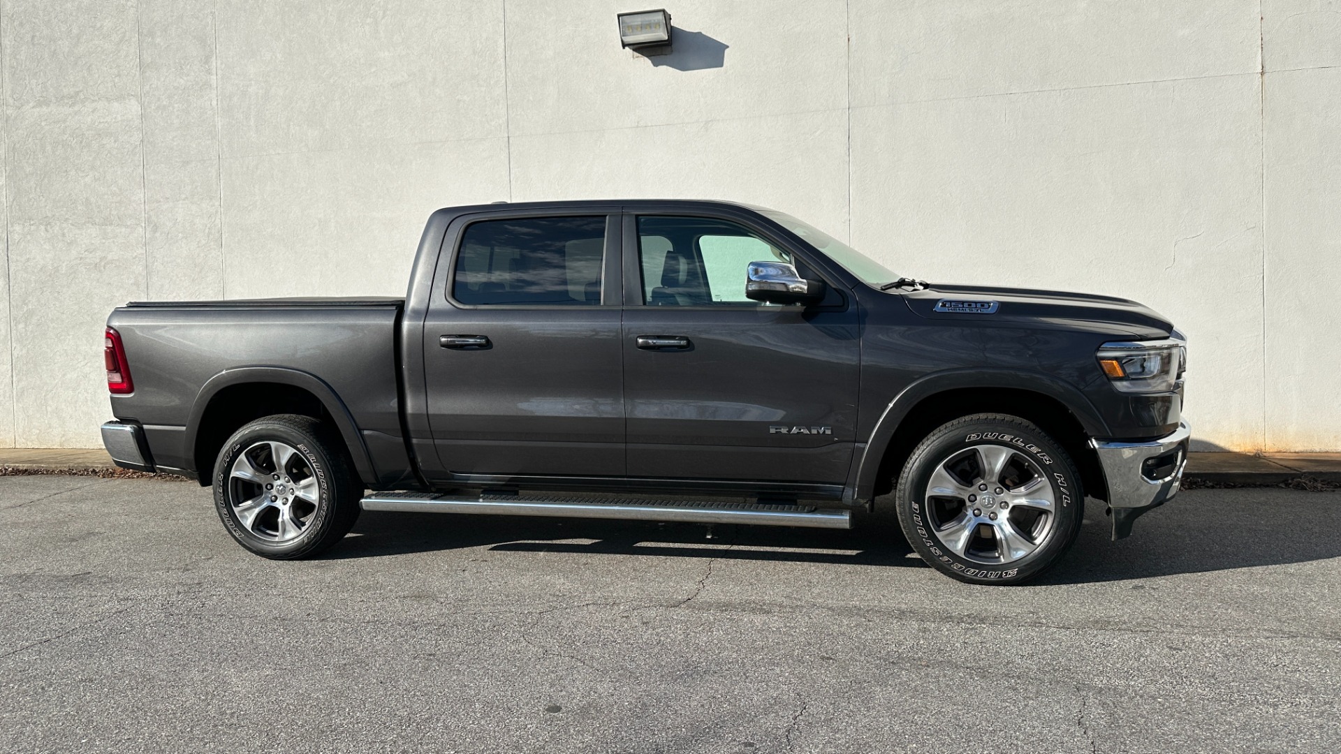 Used 2020 Ram 1500 LARAMIE / LEVEL 1 GROUP / PANORAMIC SUNROOF / 20IN WHEELS / LEATHER for sale $44,995 at Formula Imports in Charlotte NC 28227 6