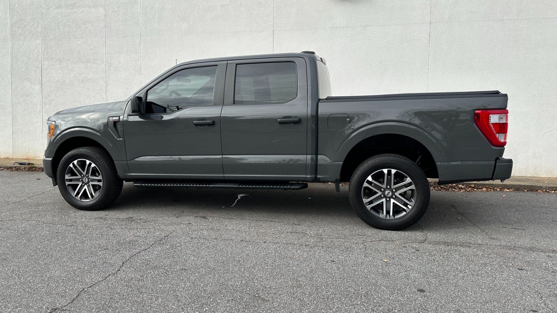 Used 2021 Ford F-150 XL / STX PACKAGE / 3.5L ECOBOOST / SYNC 4 / 20IN WHEELS / TRAILER TOW PACKA for sale $44,995 at Formula Imports in Charlotte NC 28227 3