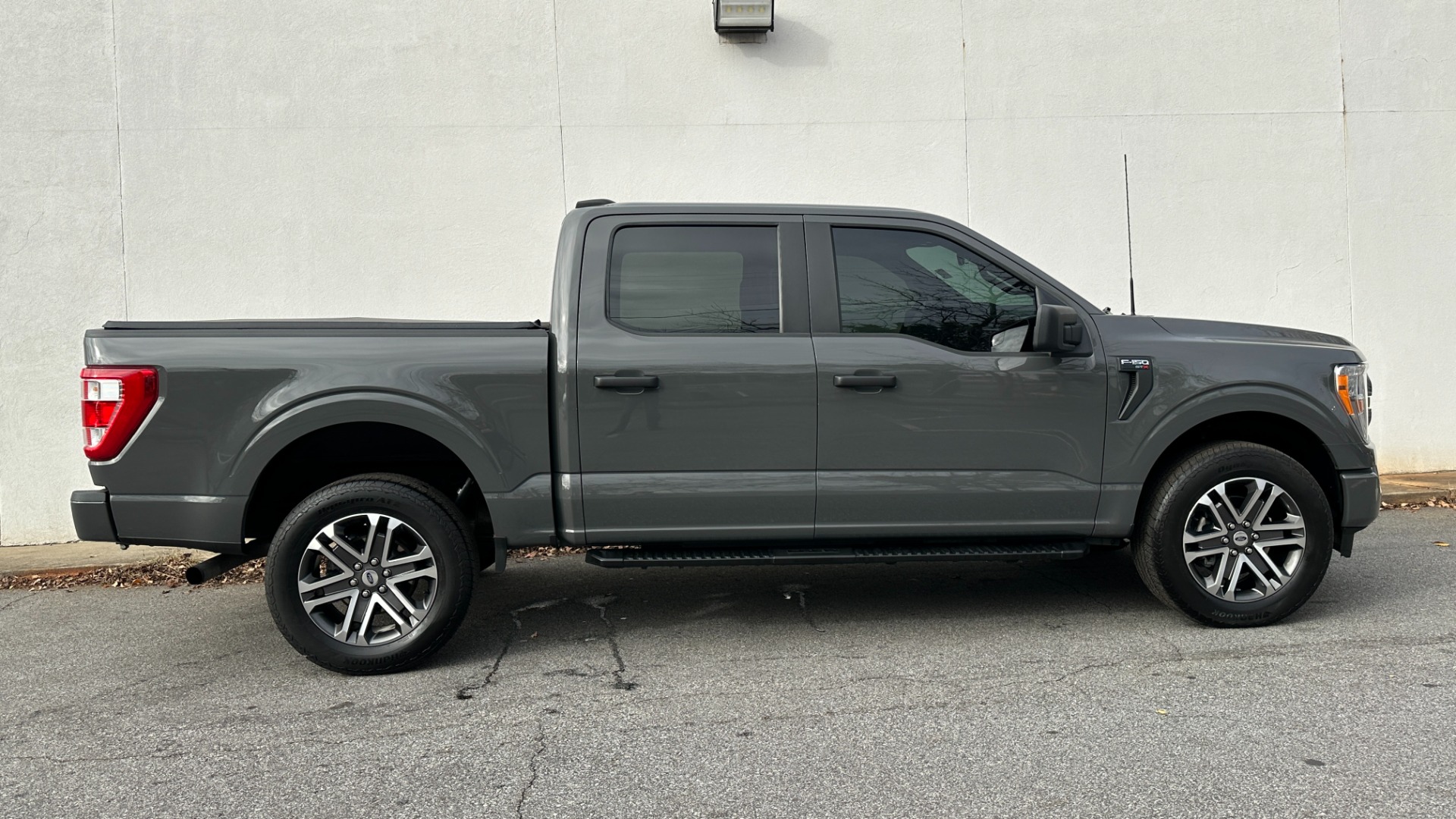 Used 2021 Ford F-150 XL / STX PACKAGE / 3.5L ECOBOOST / SYNC 4 / 20IN WHEELS / TRAILER TOW PACKA for sale Sold at Formula Imports in Charlotte NC 28227 6