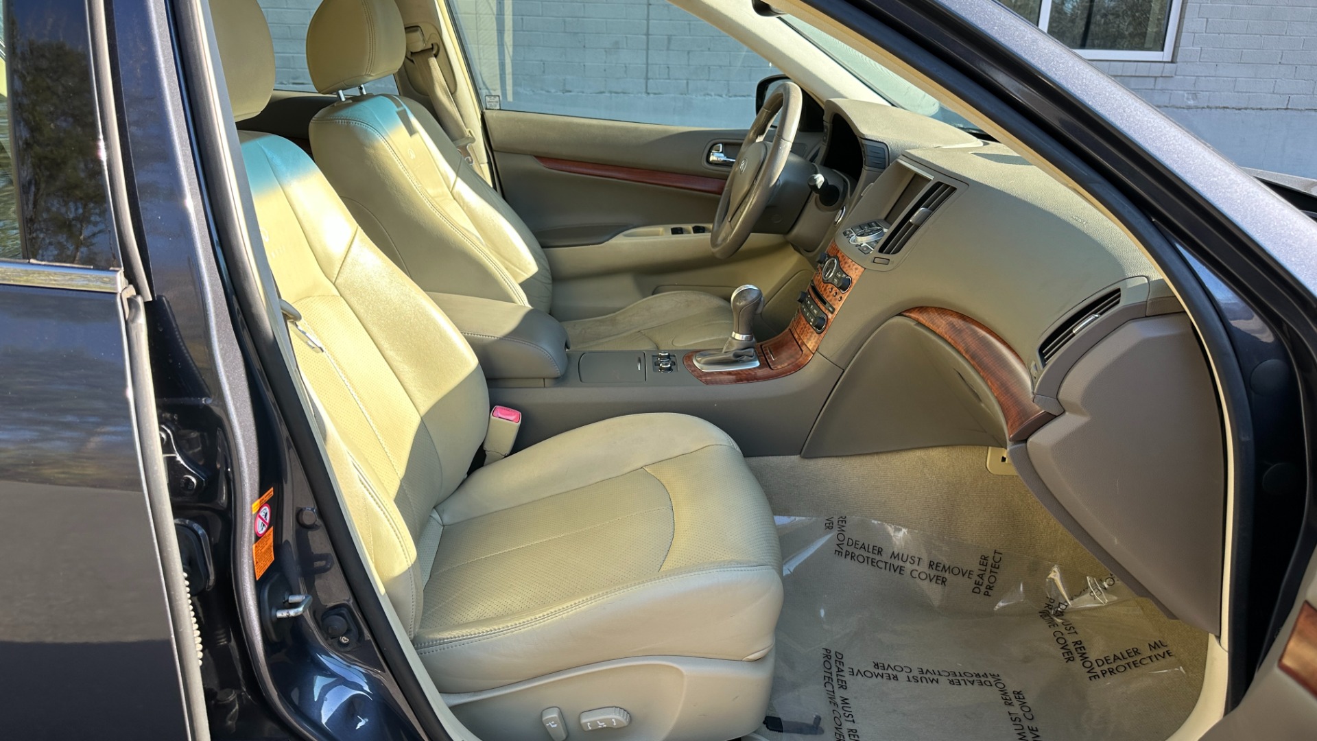 Used 2009 INFINITI G37 Sedan X / AWD / PREMIUM PACKAGE / BOSE / LEATHER / 3.7L V6 / WOOD TRIM for sale $6,200 at Formula Imports in Charlotte NC 28227 32
