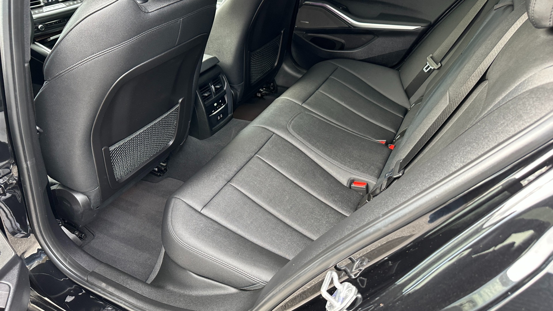 Used 2021 BMW 3 Series M340i xDrive / SHADOW-LINE / DRIVER ASSIST / HARMAN KARDON / PREMIUM PACKAG for sale Sold at Formula Imports in Charlotte NC 28227 23