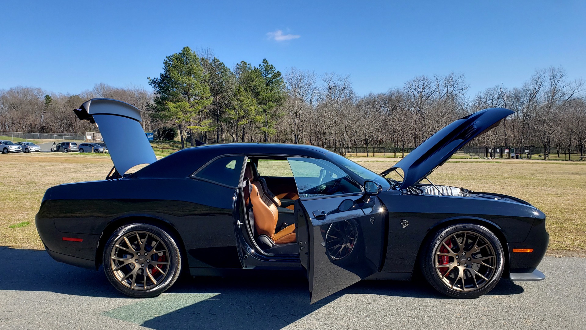 Used 2016 Dodge CHALLENGER SRT HELLCAT / NAV / SUNROOF / REARVIEW / BRASS MONKEY for sale Sold at Formula Imports in Charlotte NC 28227 23