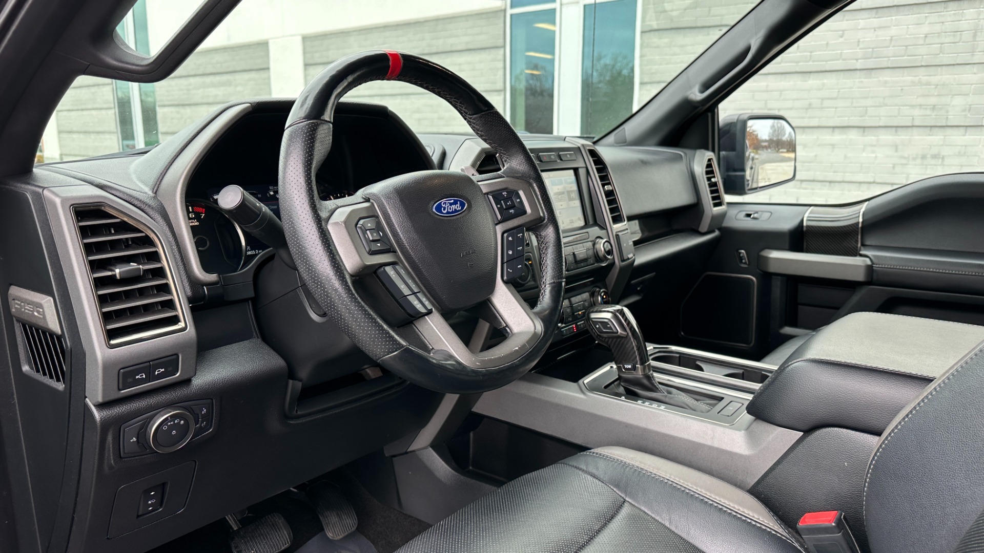Used 2018 Ford F-150 RAPTOR / 802A PACKAGE / PANORAMIC ROOF / BED COVER / CARBON FIBER / HEATED for sale Sold at Formula Imports in Charlotte NC 28227 14