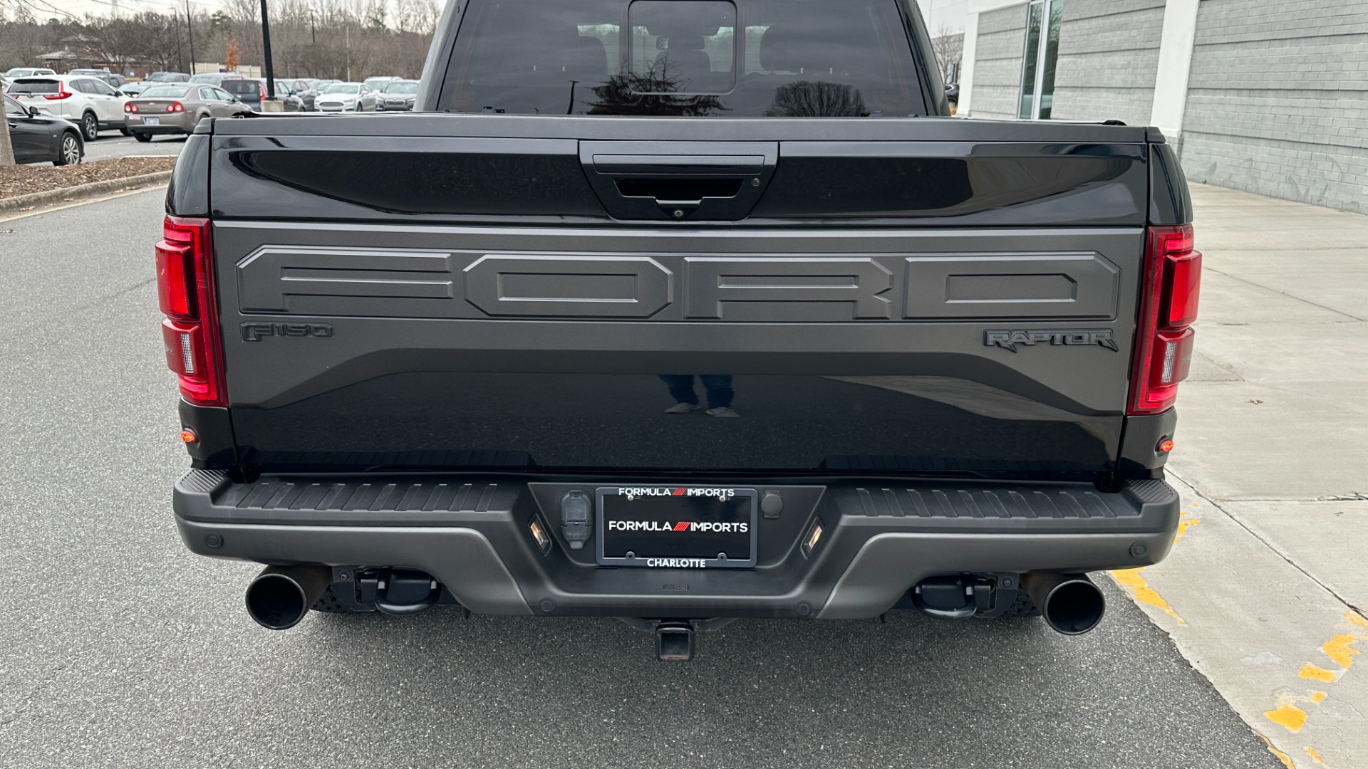Used 2018 Ford F-150 RAPTOR / 802A PACKAGE / PANORAMIC ROOF / BED COVER / CARBON FIBER / HEATED for sale Sold at Formula Imports in Charlotte NC 28227 8