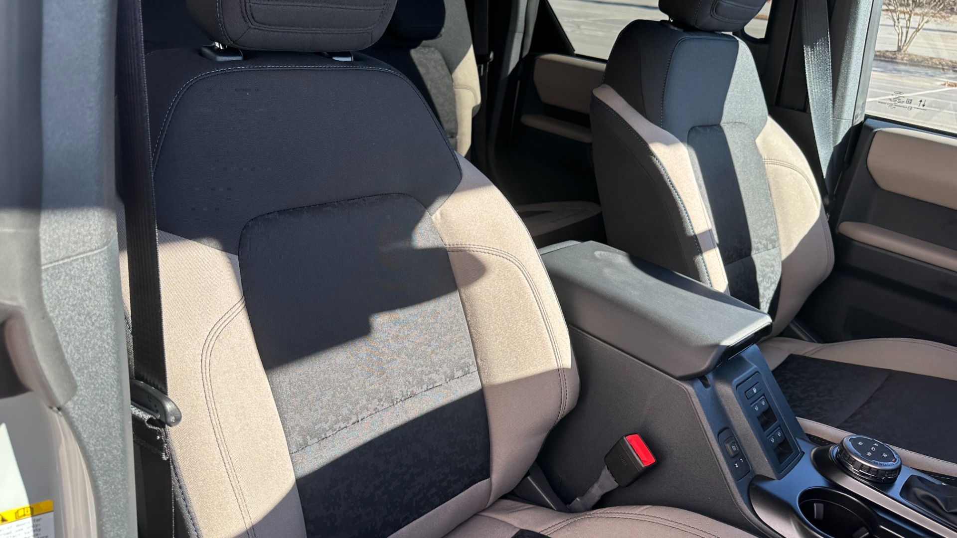 Used 2022 Ford Bronco WILDTRAK / HOSS SUSPENSION / HARD TOP / 2.7L ECOBOOST / FLOOR LINERS for sale Sold at Formula Imports in Charlotte NC 28227 34