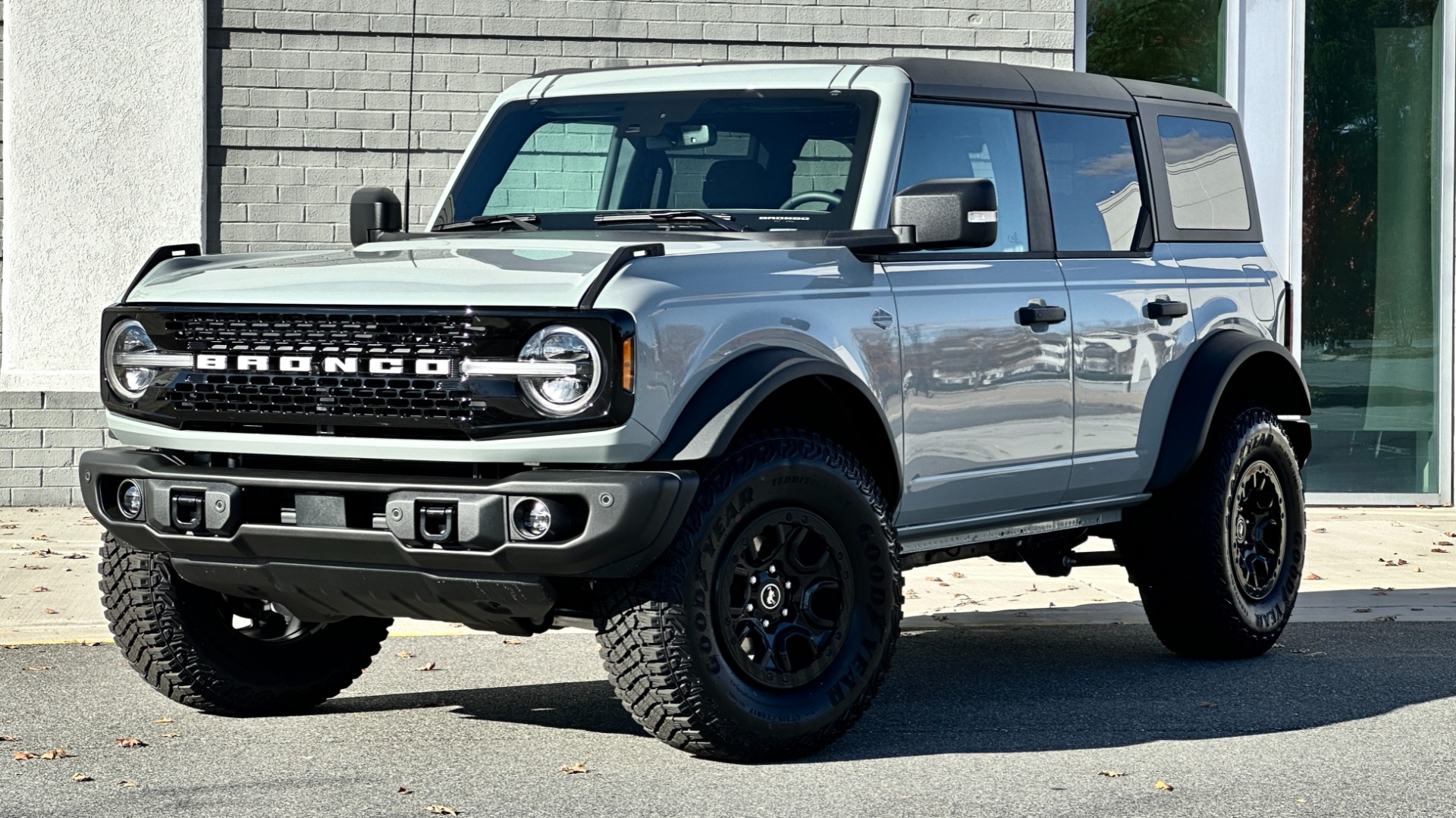 Used 2022 Ford Bronco WILDTRAK / HOSS SUSPENSION / HARD TOP / 2.7L ECOBOOST / FLOOR LINERS for sale Sold at Formula Imports in Charlotte NC 28227 1