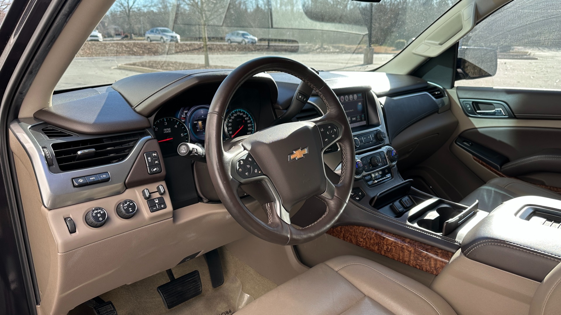 Used 2016 Chevrolet Tahoe LTZ / NAVIGATION / LEATHER / 4WD / 22IN WHEELS / REAR ENTERTAINMENT for sale $38,500 at Formula Imports in Charlotte NC 28227 11