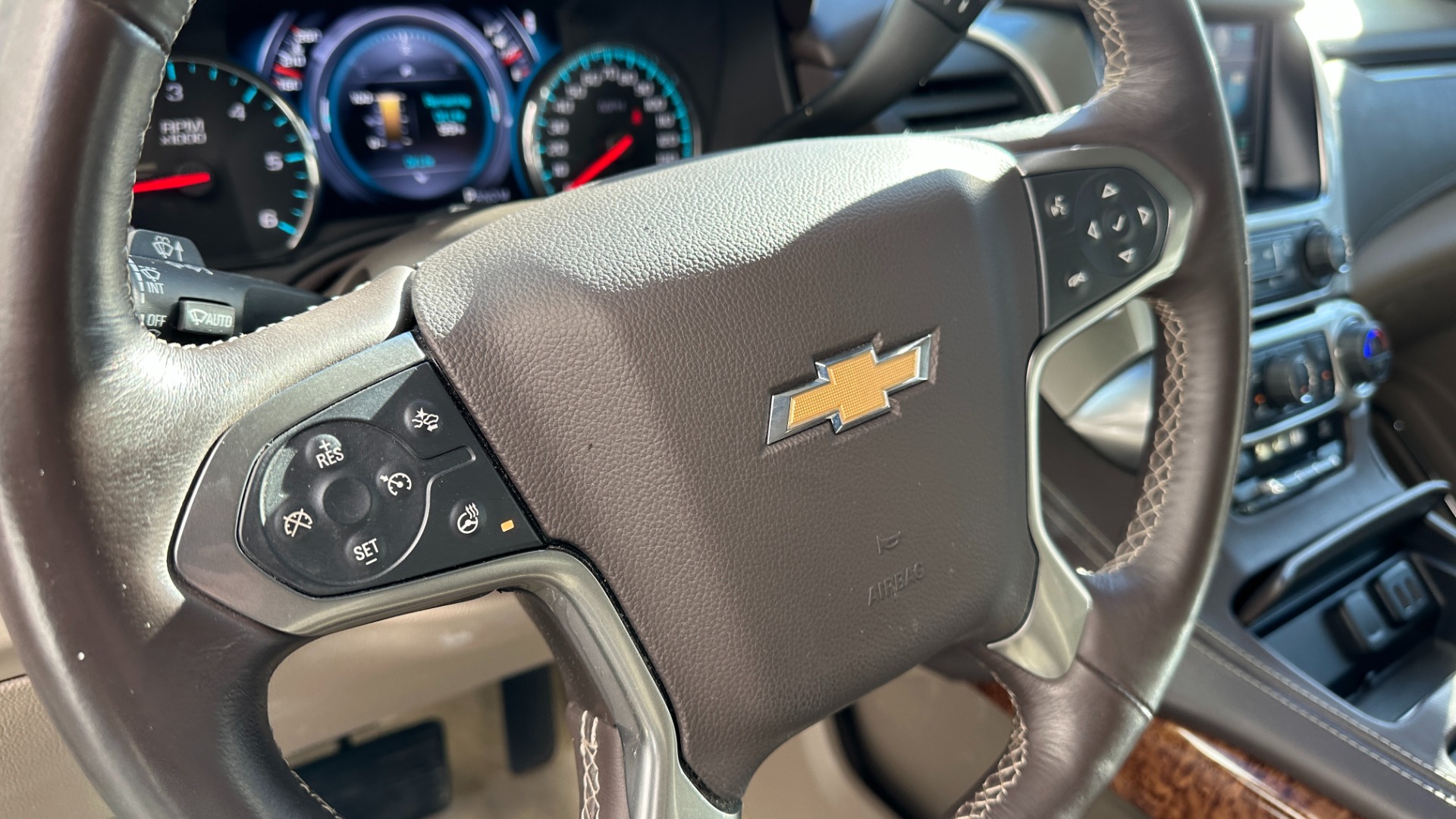 Used 2016 Chevrolet Tahoe LTZ / NAVIGATION / LEATHER / 4WD / 22IN WHEELS / REAR ENTERTAINMENT for sale $38,500 at Formula Imports in Charlotte NC 28227 16