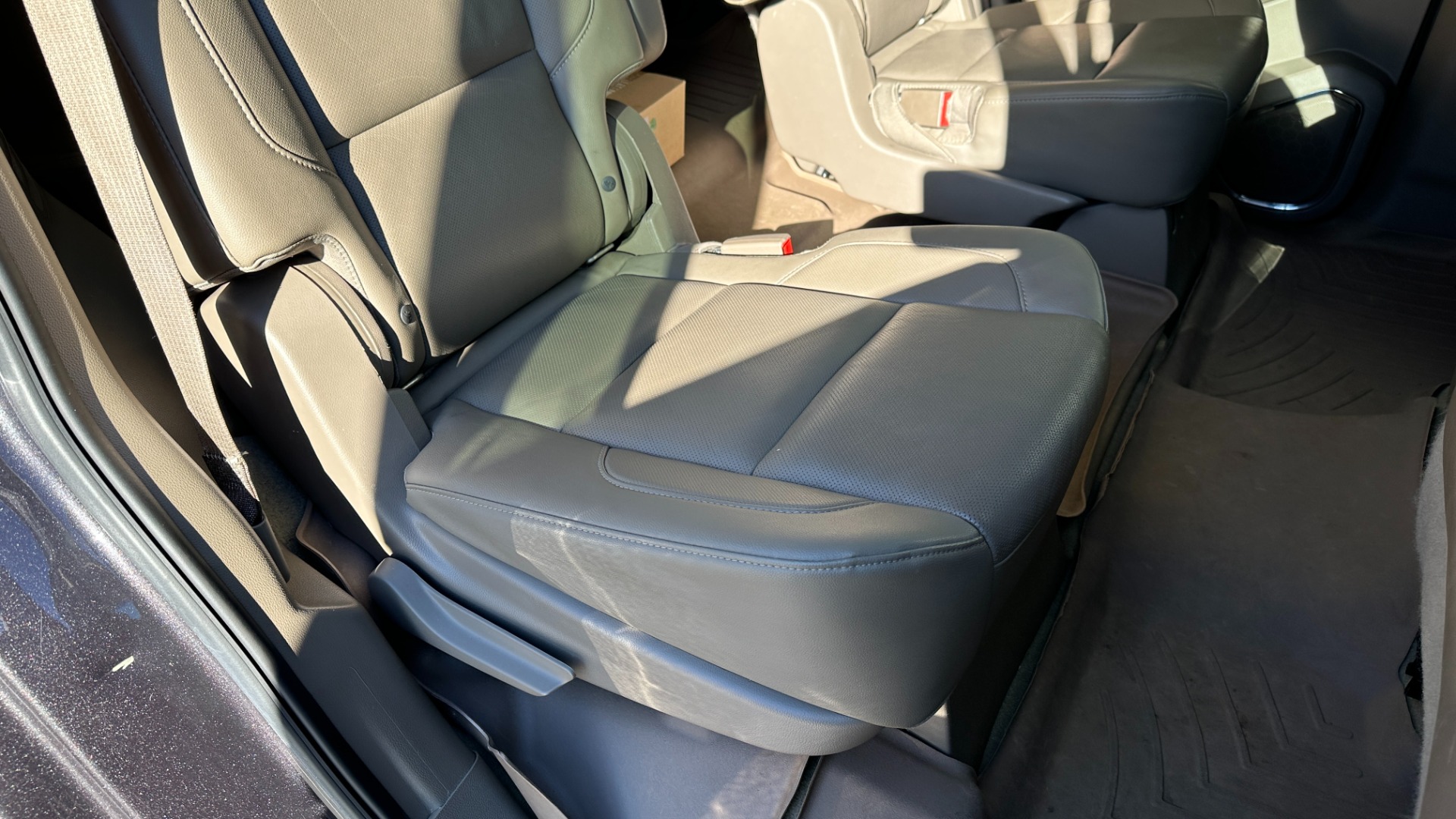Used 2016 Chevrolet Tahoe LTZ / NAVIGATION / LEATHER / 4WD / 22IN WHEELS / REAR ENTERTAINMENT for sale $38,500 at Formula Imports in Charlotte NC 28227 38