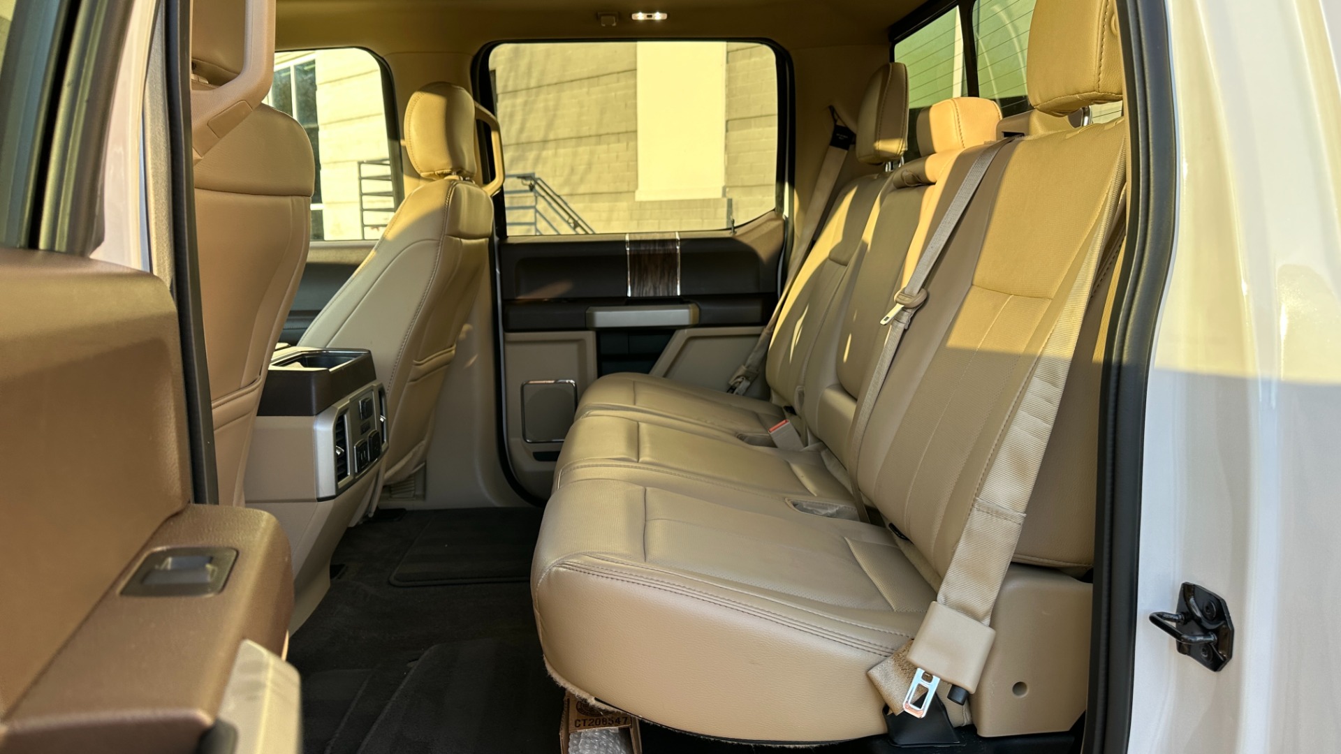 Used 2018 Ford F-150 LARIAT / 3.5L ECOBOOST / PANORAMIC ROOF / FX4 OFFROAD / MAX TOW PACKAGE for sale $35,995 at Formula Imports in Charlotte NC 28227 24