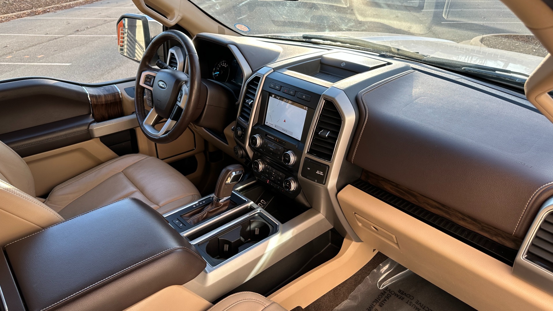 Used 2018 Ford F-150 LARIAT / 3.5L ECOBOOST / PANORAMIC ROOF / FX4 OFFROAD / MAX TOW PACKAGE for sale $35,995 at Formula Imports in Charlotte NC 28227 35