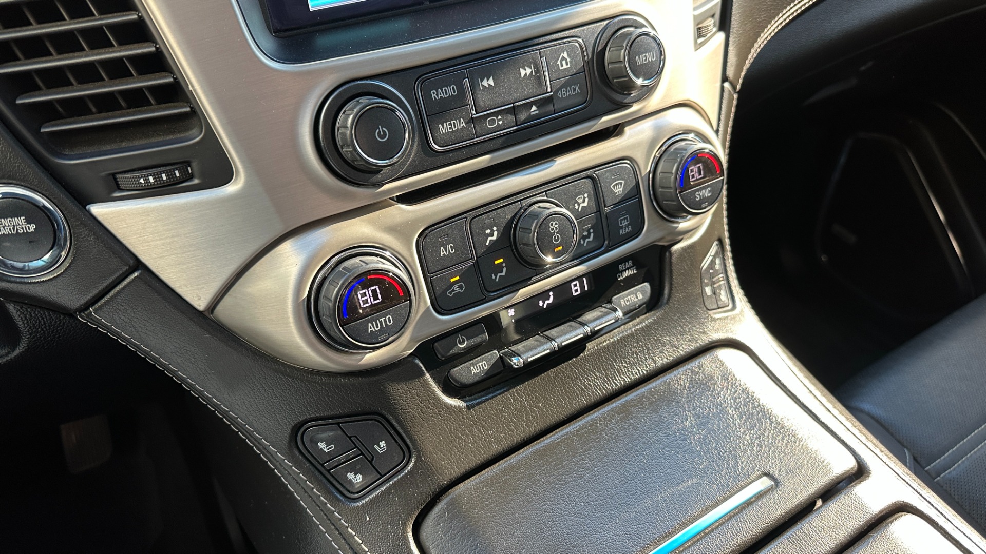 Used 2019 GMC Yukon DENALI ULTIMATE / DVD / CAPTAINS CHAIRS / 3RD ROW / LEATHER / NAV for sale Sold at Formula Imports in Charlotte NC 28227 22
