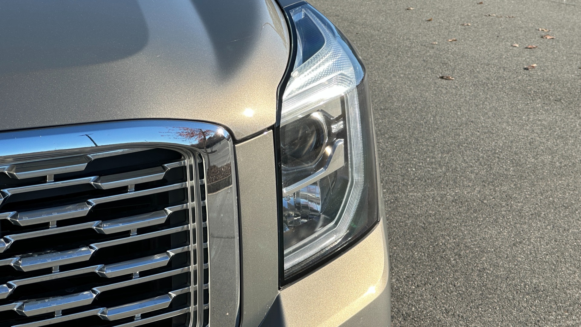 Used 2019 GMC Yukon DENALI ULTIMATE / DVD / CAPTAINS CHAIRS / 3RD ROW / LEATHER / NAV for sale Sold at Formula Imports in Charlotte NC 28227 48