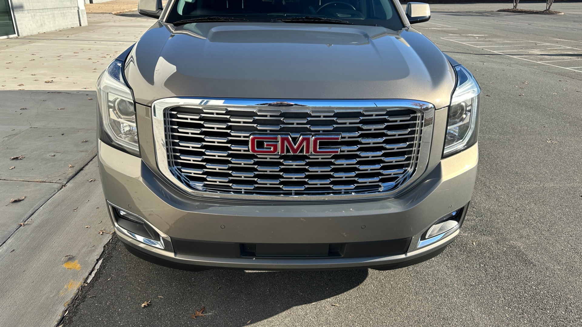Used 2019 GMC Yukon DENALI ULTIMATE / DVD / CAPTAINS CHAIRS / 3RD ROW / LEATHER / NAV for sale Sold at Formula Imports in Charlotte NC 28227 9