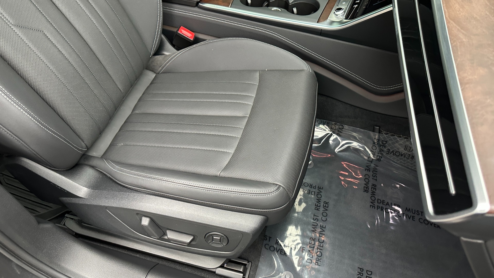 Used 2020 Audi A6 PRESTIGE / BLACK OPTIC PKG / ADAPTIVE CRUISE / AUDI BEAM RINGS for sale Sold at Formula Imports in Charlotte NC 28227 29