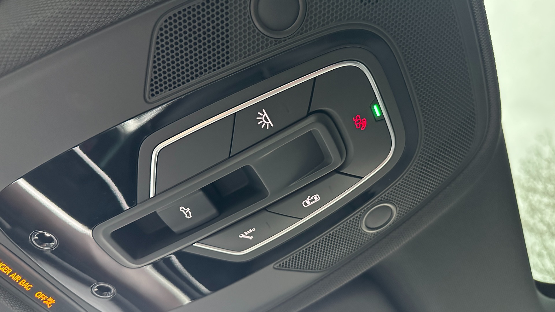 Used 2020 Audi A6 PRESTIGE / BLACK OPTIC PKG / ADAPTIVE CRUISE / AUDI BEAM RINGS for sale Sold at Formula Imports in Charlotte NC 28227 36