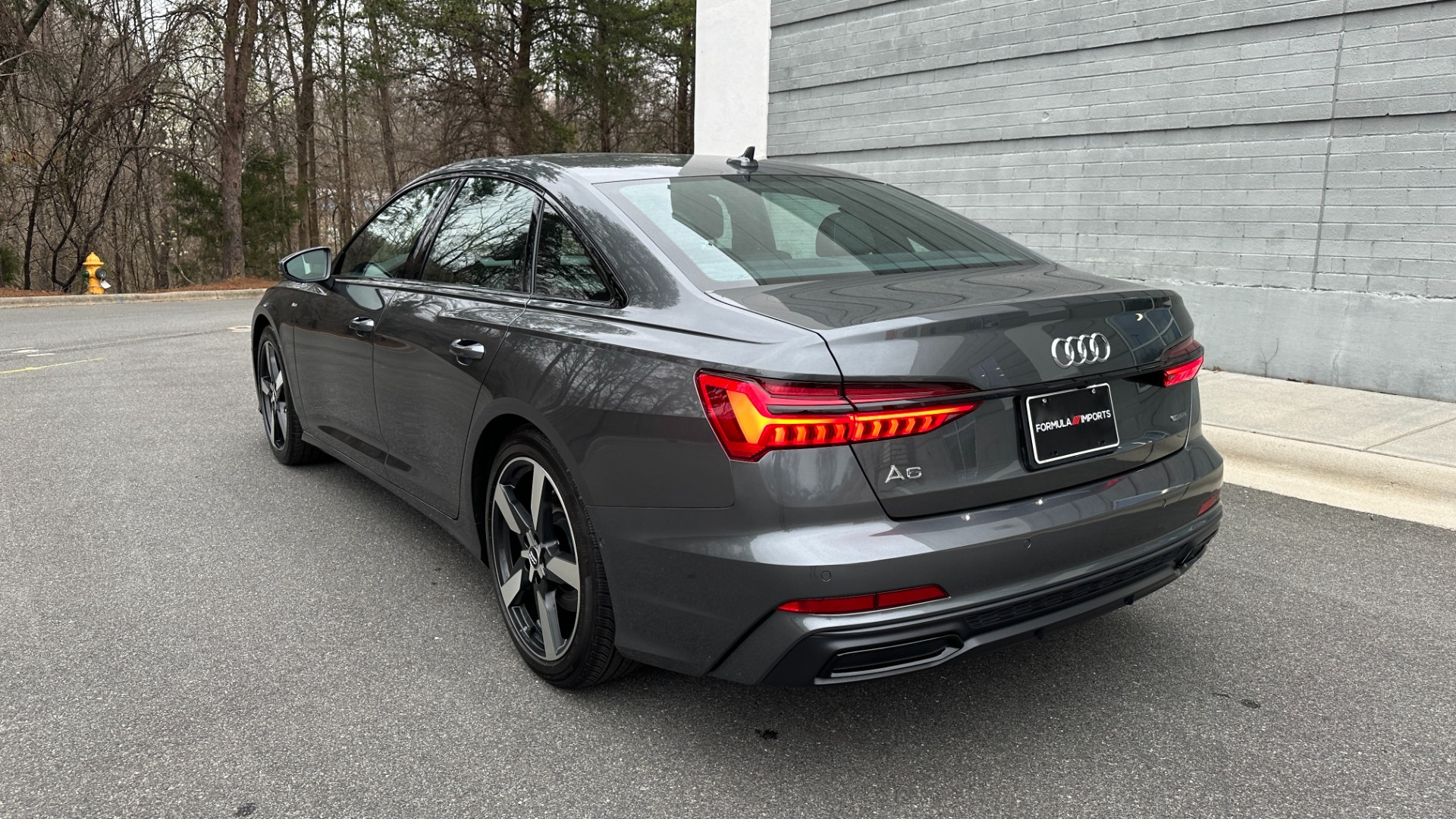 Used 2020 Audi A6 PRESTIGE / BLACK OPTIC PKG / ADAPTIVE CRUISE / AUDI BEAM RINGS for sale Sold at Formula Imports in Charlotte NC 28227 4
