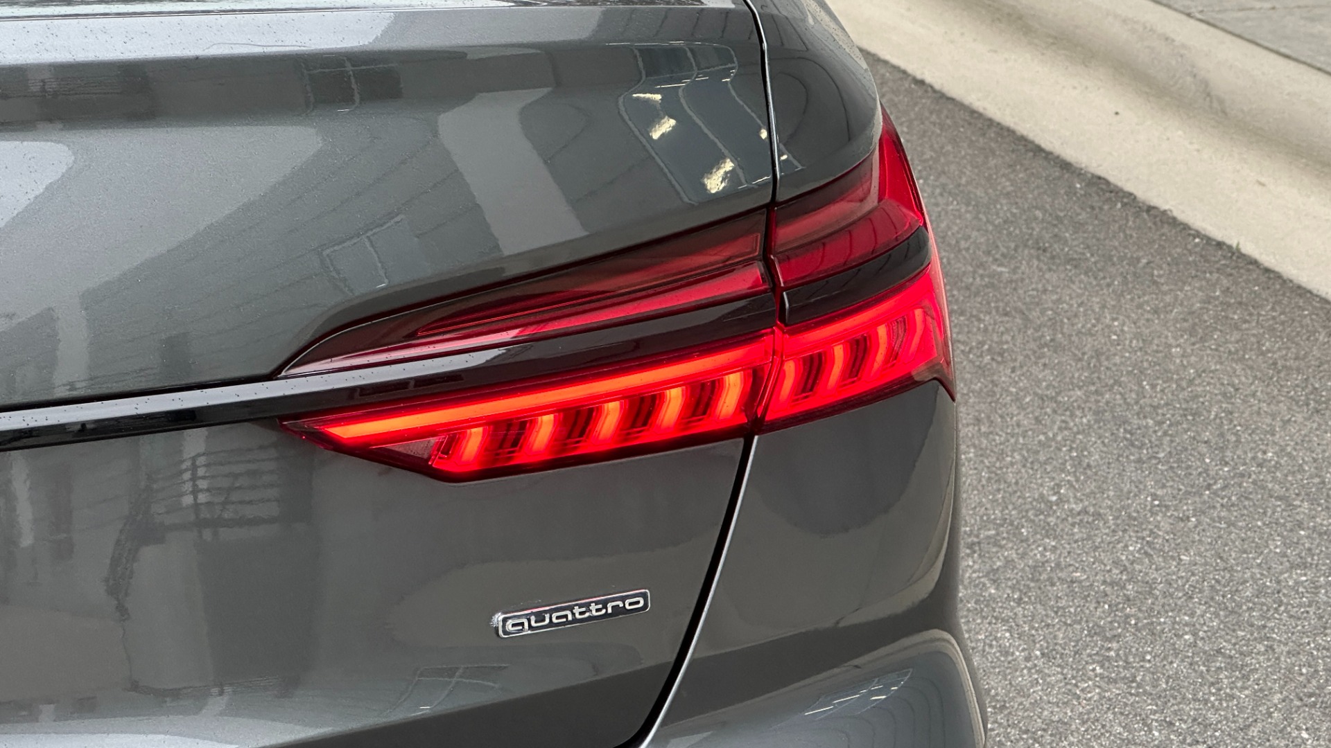 Used 2020 Audi A6 PRESTIGE / BLACK OPTIC PKG / ADAPTIVE CRUISE / AUDI BEAM RINGS for sale Sold at Formula Imports in Charlotte NC 28227 45