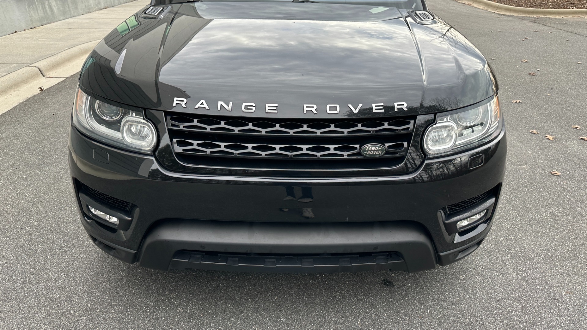 Used 2016 Land Rover Range Rover Sport V8 DYNAMIC / RED SUPERCHARGED / 22IN WHEELS / DRIVER ASSIST for sale $34,995 at Formula Imports in Charlotte NC 28227 10