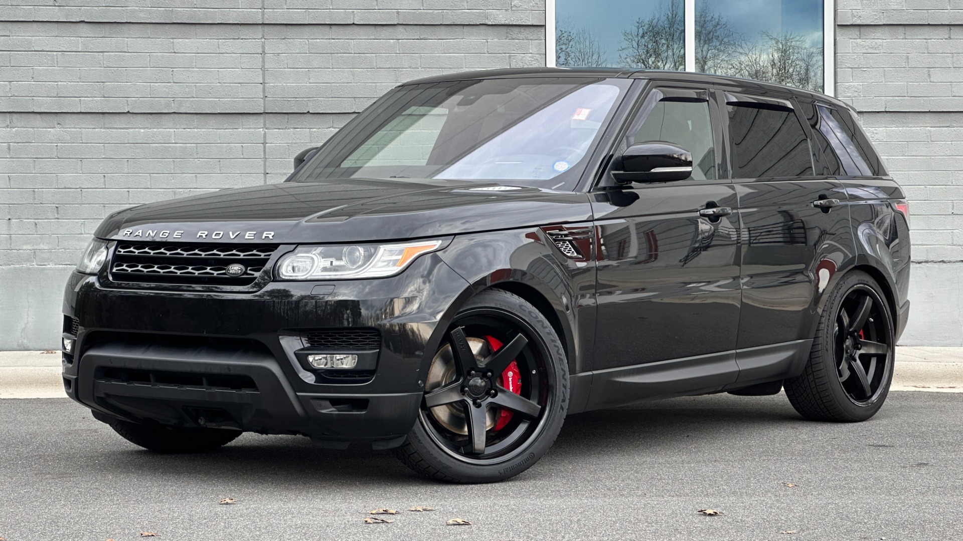 Used 2016 Land Rover Range Rover Sport V8 DYNAMIC / RED SUPERCHARGED / 22IN WHEELS / DRIVER ASSIST for sale $34,995 at Formula Imports in Charlotte NC 28227 1