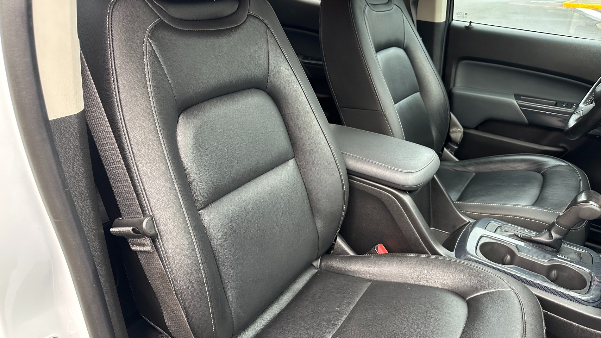 Used 2018 Chevrolet Colorado 4WD Z71 for sale $29,995 at Formula Imports in Charlotte NC 28227 32