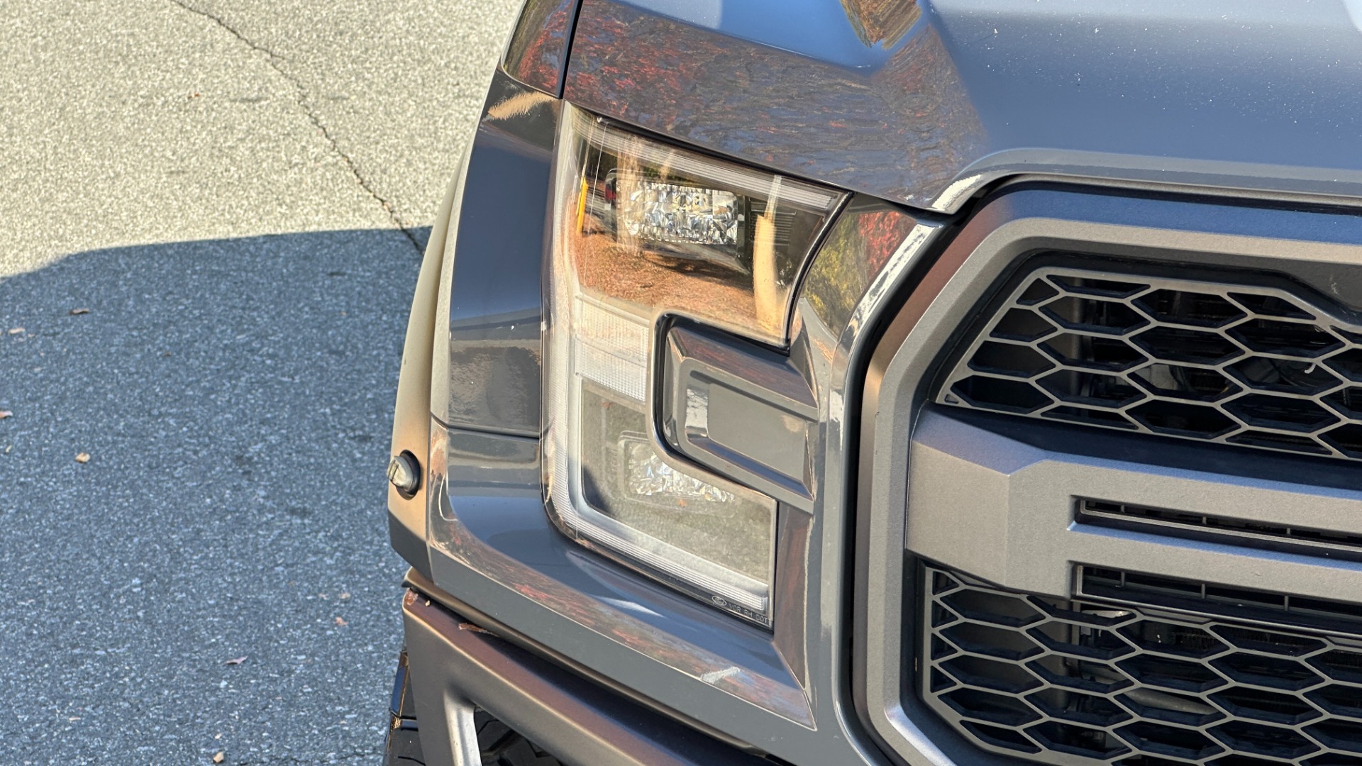 Used 2018 Ford F-150 RAPTOR / WHEEL TIRE UPGRADE / TECH PACKAGE / CARBON FIBER for sale Sold at Formula Imports in Charlotte NC 28227 44