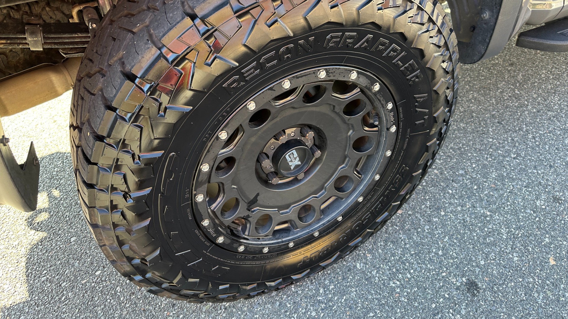 Used 2018 Ford F-150 RAPTOR / WHEEL TIRE UPGRADE / TECH PACKAGE / CARBON FIBER for sale Sold at Formula Imports in Charlotte NC 28227 56